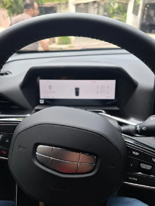 Geely Coolray 2026 