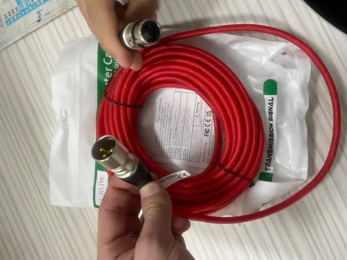 Lot sonorisation caba et occasion ( table de mixage , amplie cable .. )