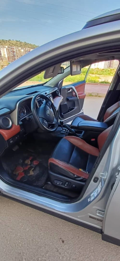Toyota RAV4 2014 Premium