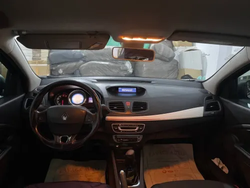 Renault Megane 3 2014 New Play
