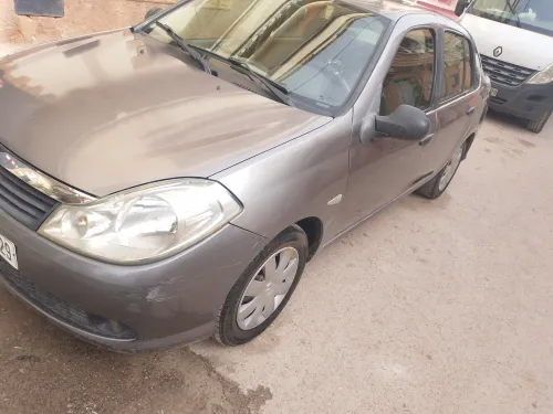 Renault Symbol 2009 La bass