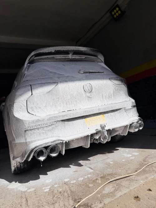 Volkswagen Golf 8 2025 R