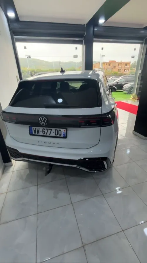 Volkswagen Tiguan 2025 R IQ.LIGHT