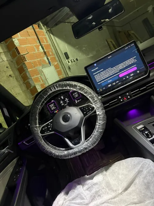 Volkswagen Golf 8 2025 R Black Edition 
