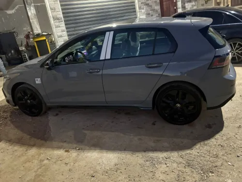 Volkswagen Golf 8 2025 R Black Edition 