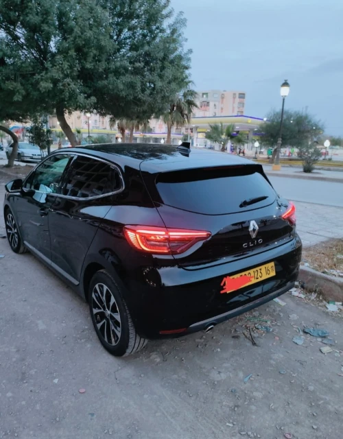 Renault Clio 5  2023 Evolution