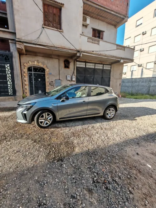 Renault Clio 5  2024 Evolution