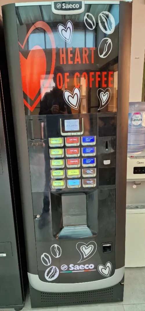 DISTRIBUTEUR AUTOMATIQUE SNACK+CAFE