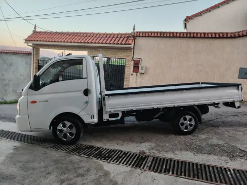 Hyundai H-100 2026 