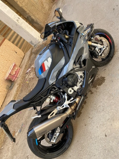 BMW M 2024 M1000rr