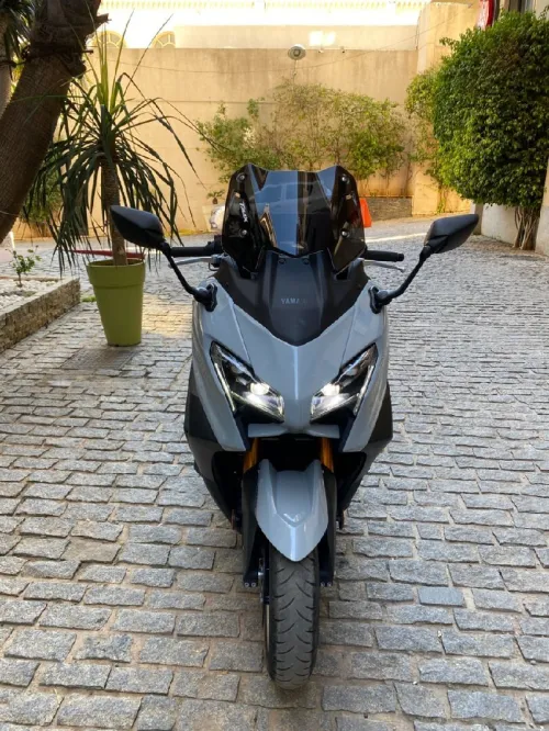 Yamaha T Max 562 2025