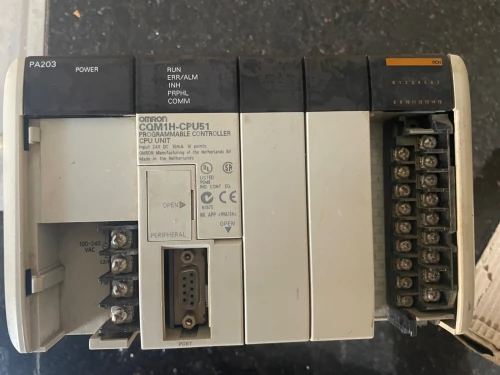 Automate OMRON + module d entrée analogique