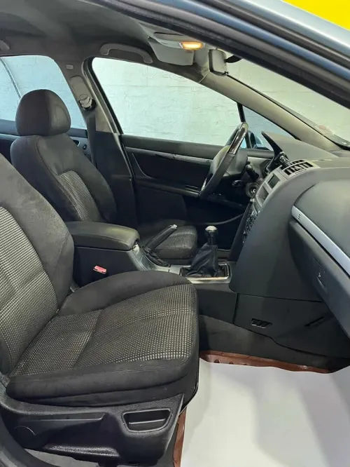 Peugeot 407 2005 