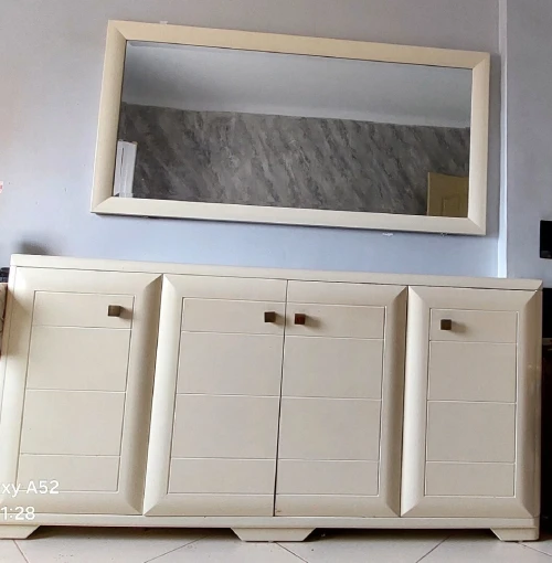 Bahut Beige