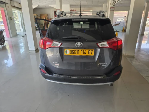 Toyota RAV4 2014 Premium