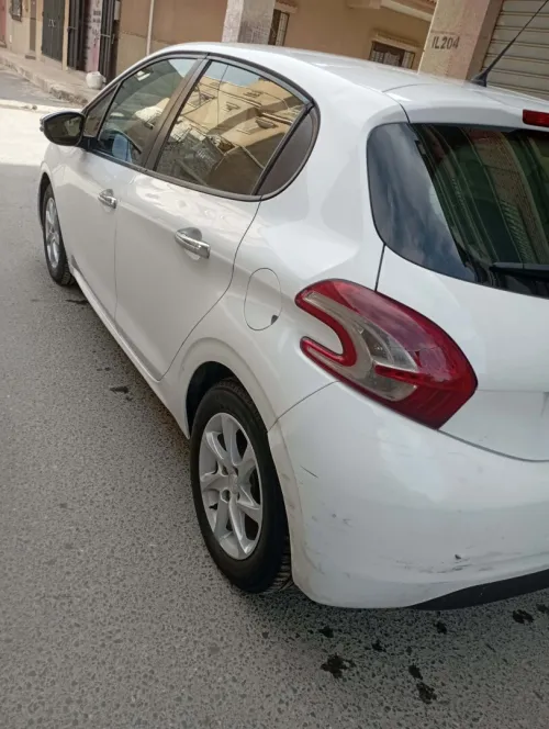Peugeot 207 2015 Allure