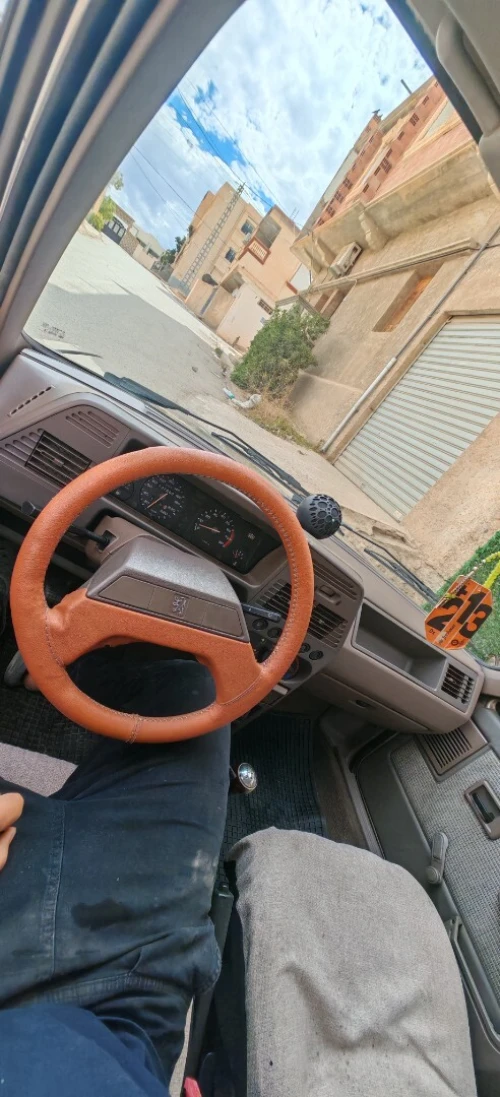 بيجو 309 1986 