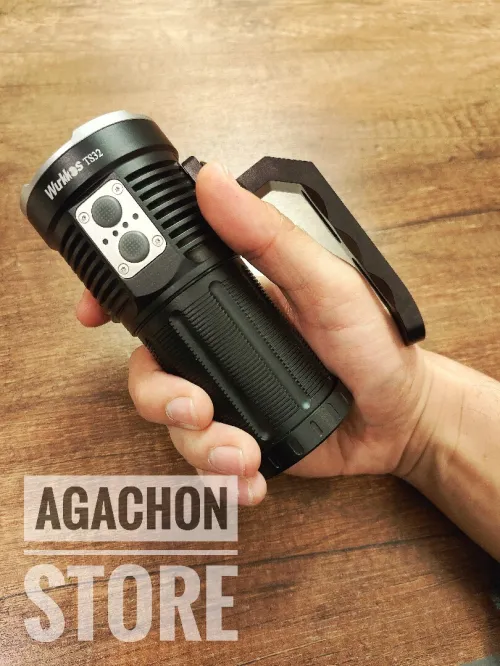 Lampe Torche Wurkkos TS32 - 13000 Lumen / 584 Mètre Randonnée Chasse (Rechargeable)