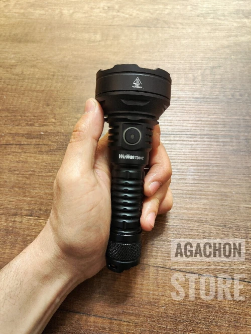Lampe Torche Wurkkos TD01C - 2200 Lumen / 1039 mètre Randonnée Chasse (Rechargeable)