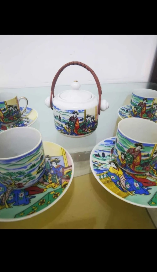 Service de porcelaine japonais pièce rare geicha