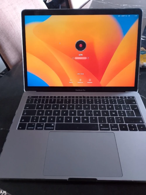 MacBook pro A1708