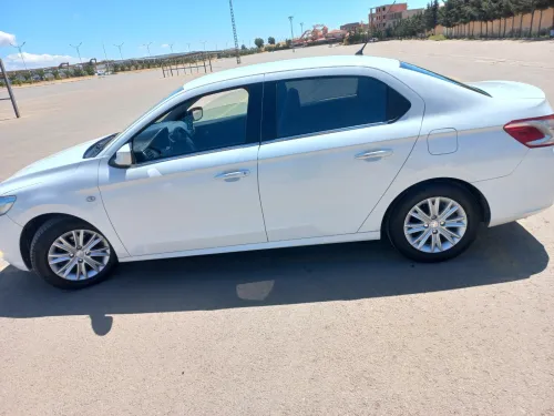 Peugeot 301 2015 301