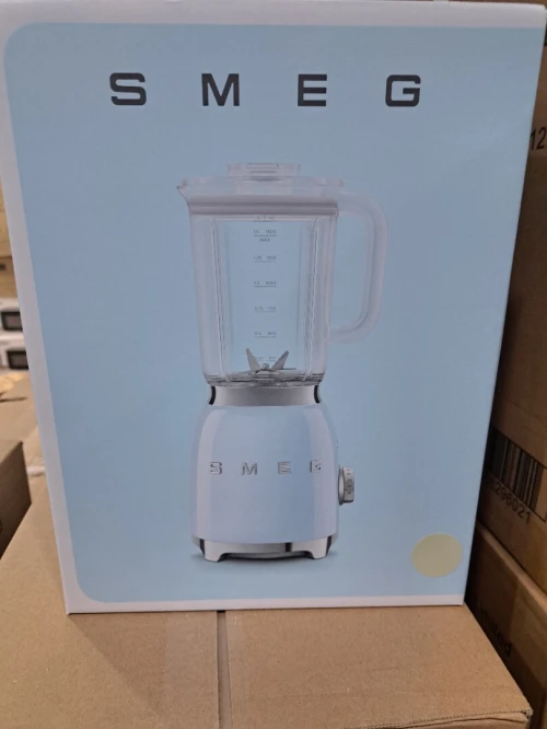 PETRIN SMEG BOUILLOIRE GRILL PAIN BLENDER PRESSE AGRUME KIT MIXEUR