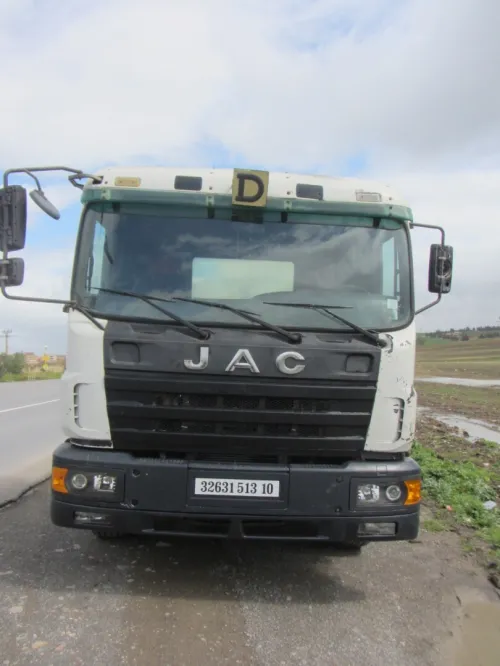 Shacman 4X2 JAC semi remorque 2013