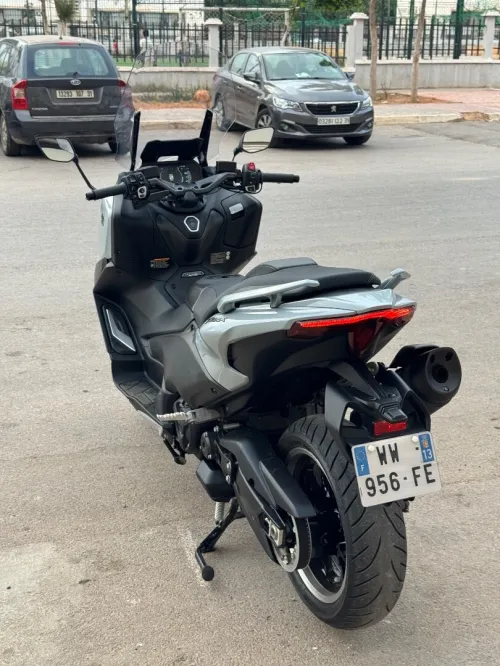 Yamaha Tmax 563 2025