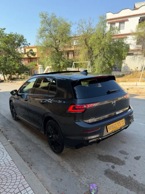 Volkswagen Golf 8 2025 R-Line