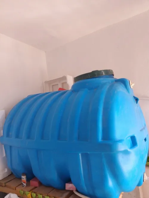 Citerne à eau 1000 L 3 couche en plastique  