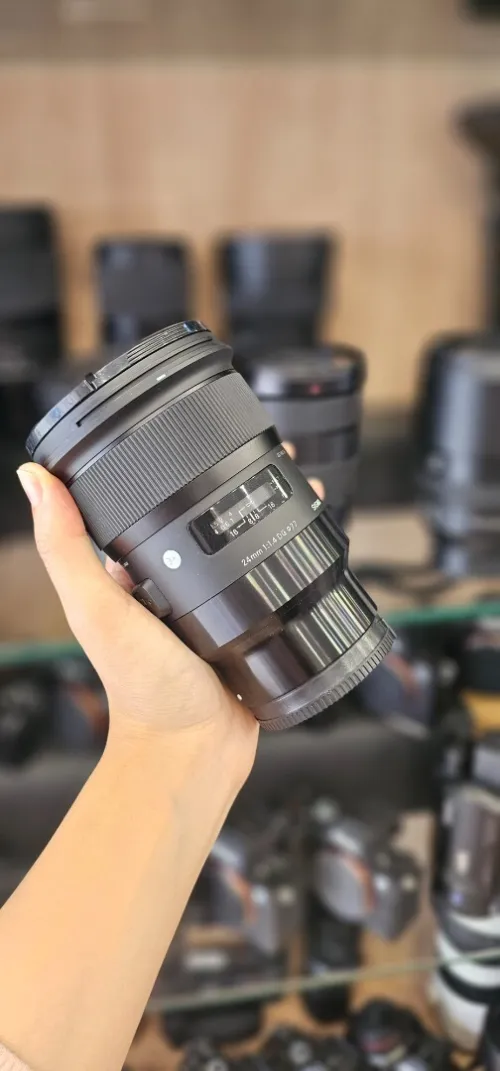 Sigma 24mm 1.1.4 DG