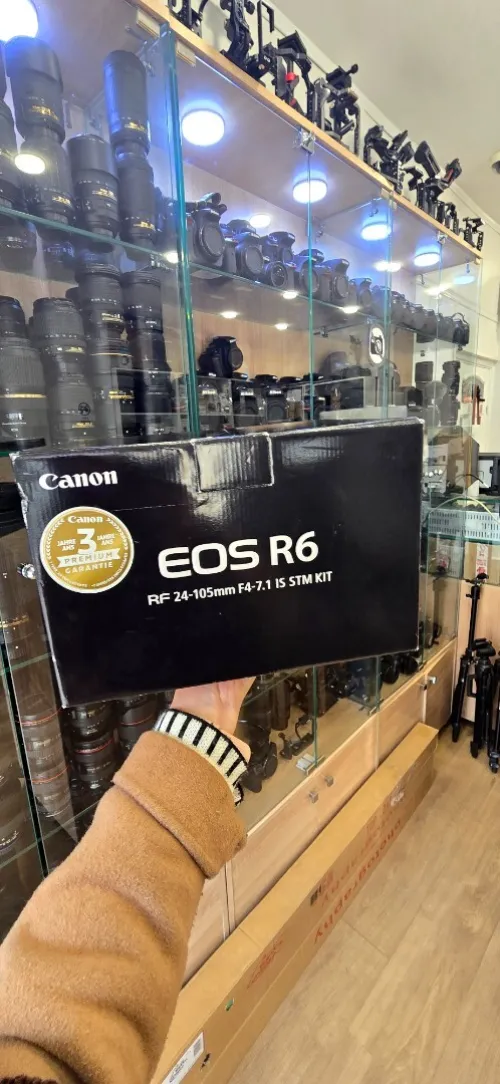 Canon Eos R6