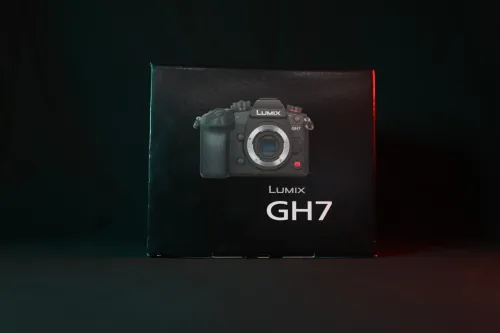 LUMIX GH7