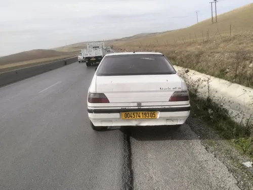 Peugeot 605 1993 605