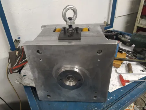 Conception et etude/Usinage & Fabrication Des Pièces Méchanique Numérique.