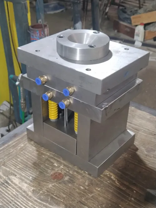 Conception et etude/Usinage & Fabrication Des Pièces Méchanique Numérique.