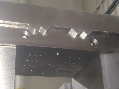 Conception et etude/Usinage & Fabrication Des Pièces Méchanique Numérique.