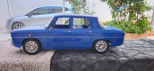 Renault R8 Gordini 1/8 altaya