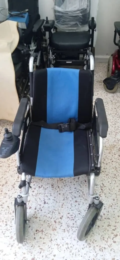 Chaise roulante électrique très bon occasion 10/10