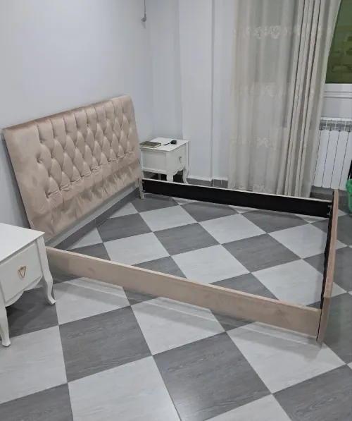 Chambre a coucher en bois rouge