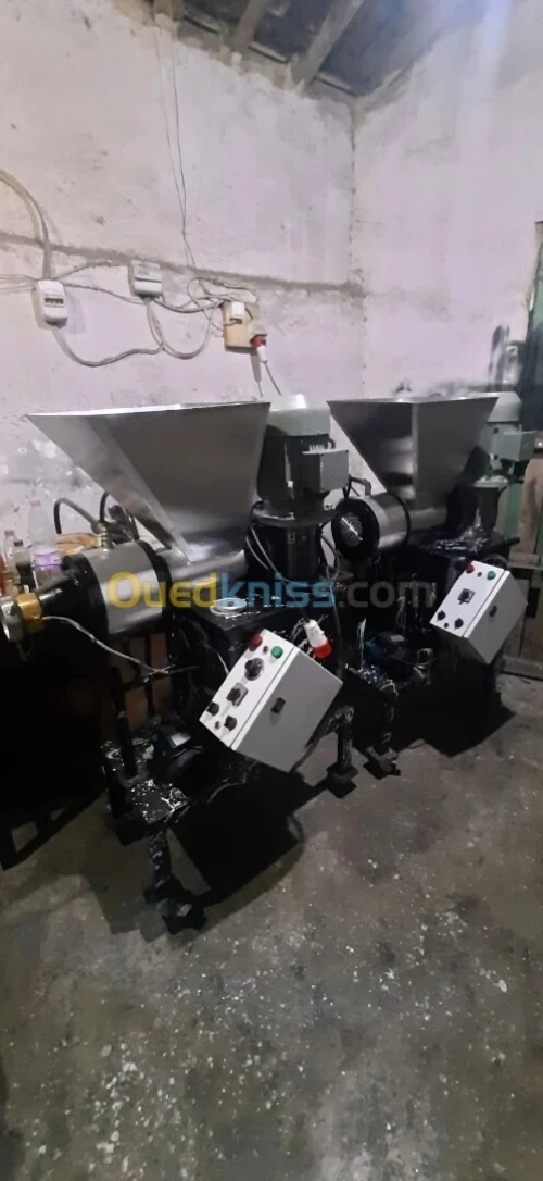 Machine pour savon ménage