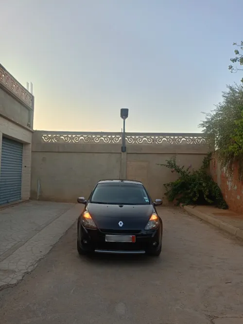 Renault Clio 3 2012 Night and Day