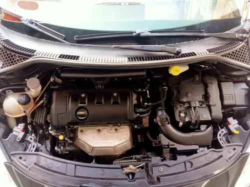 Peugeot 207 2012 Fennec