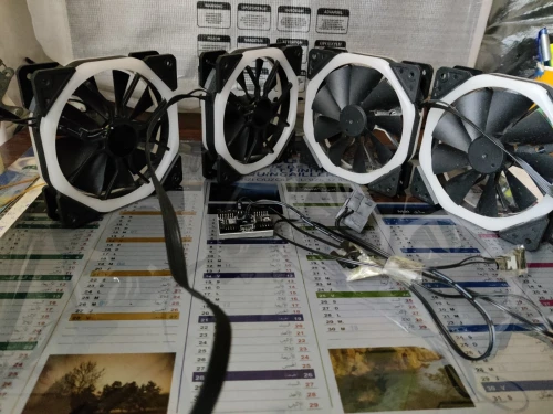 Ventilateur de boîtier RGB