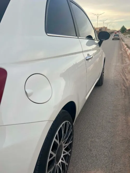Fiat 500 2023 