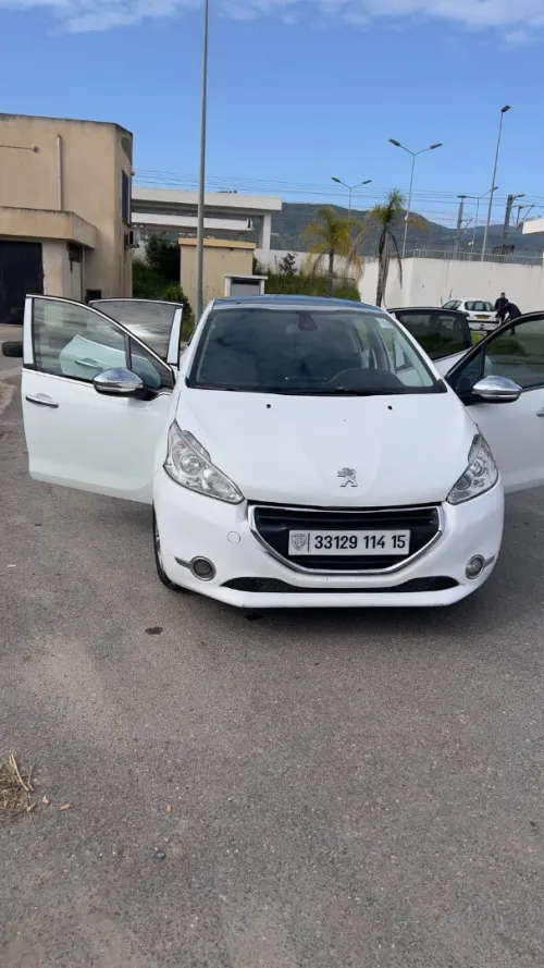 Peugeot 208 2014 Allure