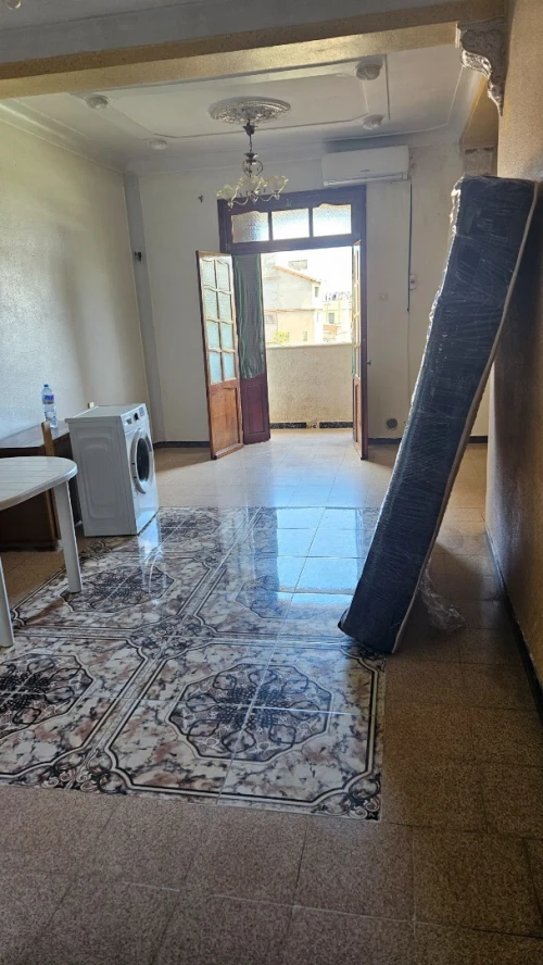 Location Appartement Niveau de villa F3 Alger Bordj el kiffan