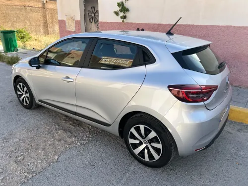 Renault Clio 5  2023 Evolution