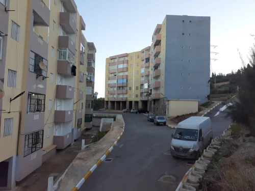 Vente Local Boumerdès Tidjelabine